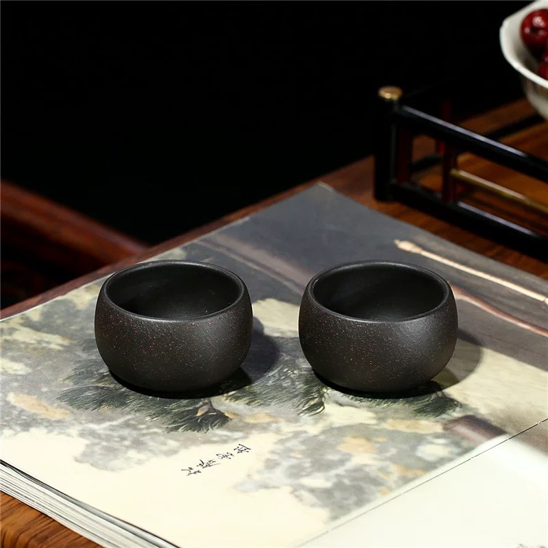 chen-tu-sa-nguyen-khoang-hac-kim-sa-2